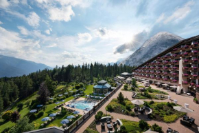 Отель Interalpen-Hotel Tyrol GmbH  Бухен